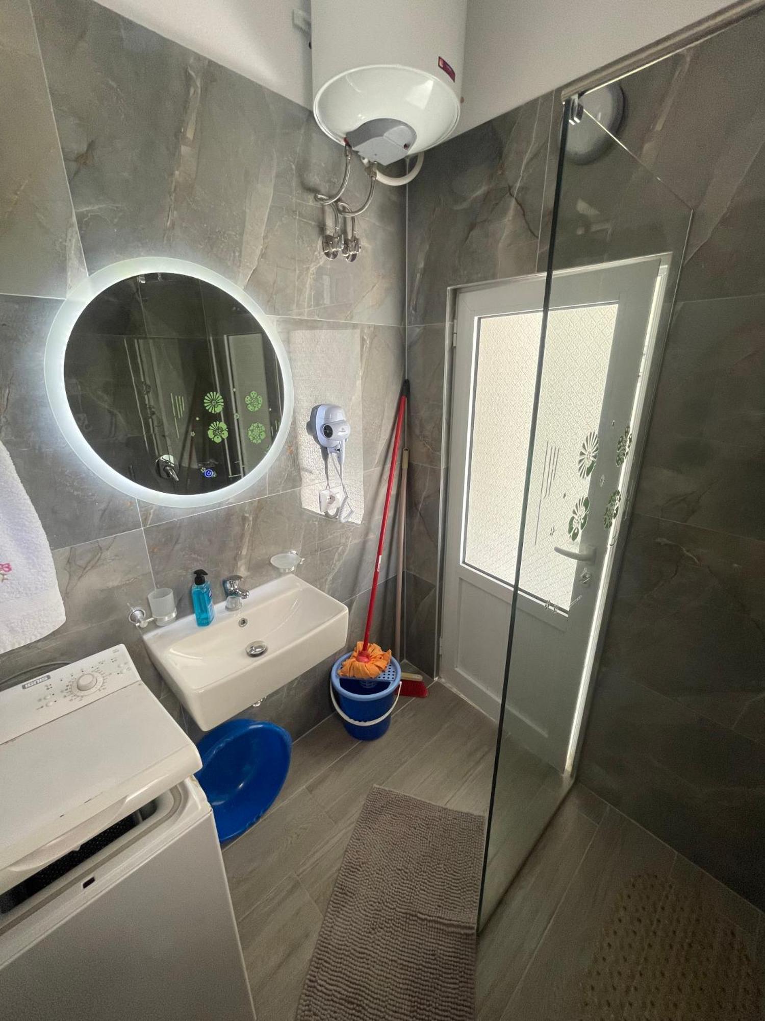 Sunflower Apartments Sarandë Eksteriør billede